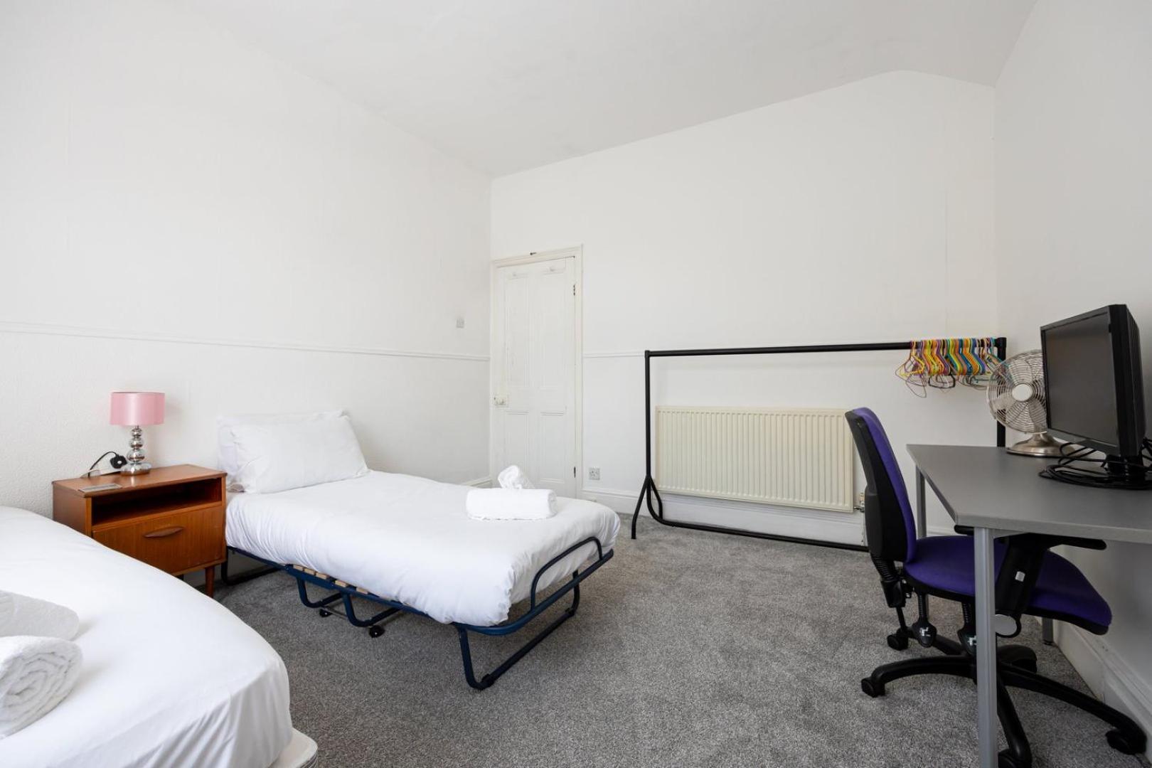 Guestready - Enchanting Life In Gorse Hill Manchester Exteriér fotografie