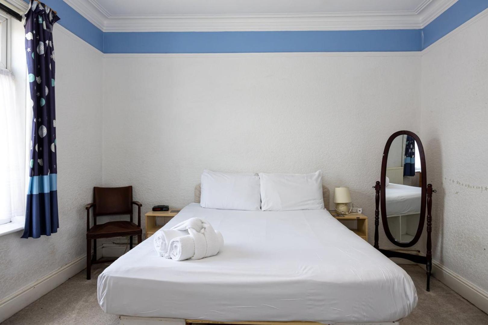 Guestready - Enchanting Life In Gorse Hill Manchester Exteriér fotografie
