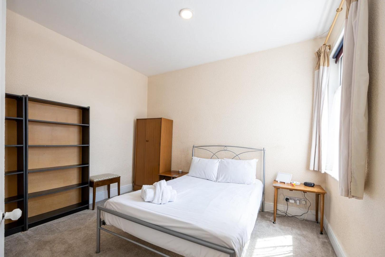 Guestready - Enchanting Life In Gorse Hill Manchester Exteriér fotografie