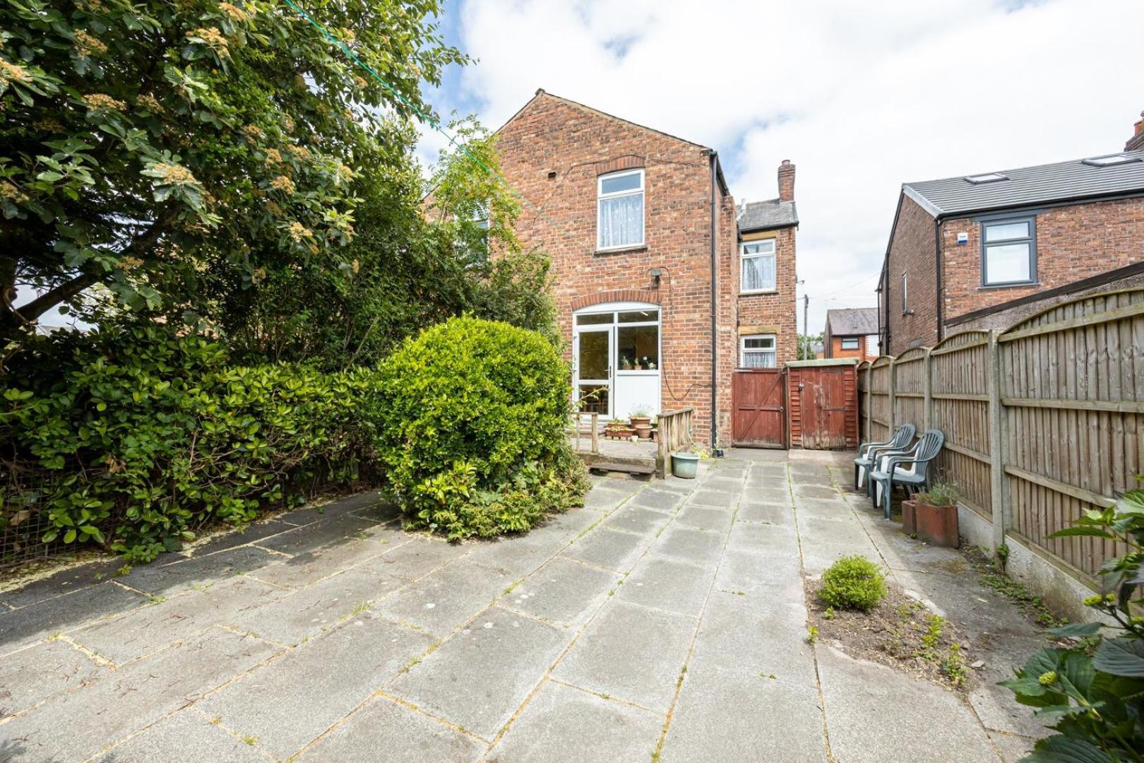 Guestready - Enchanting Life In Gorse Hill Manchester Exteriér fotografie