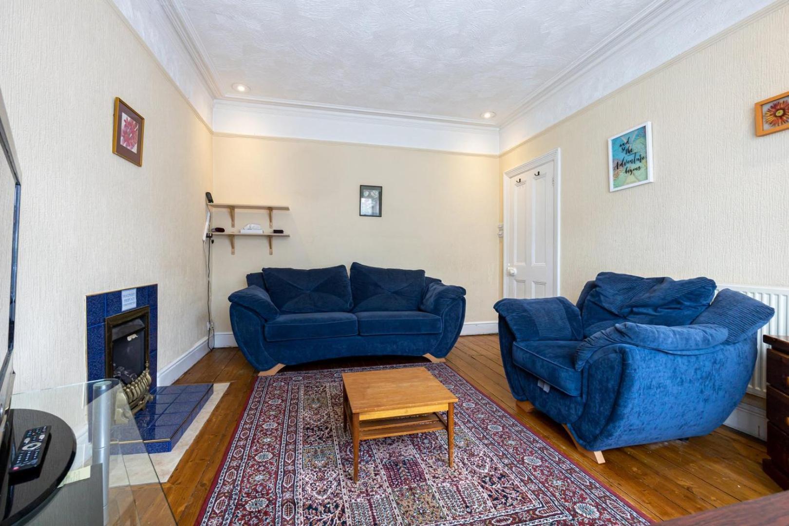 Guestready - Enchanting Life In Gorse Hill Manchester Exteriér fotografie